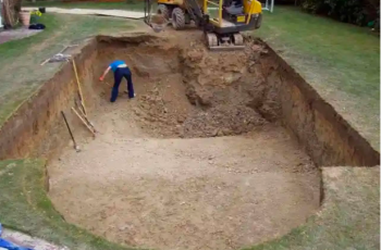 Man’s Pool is Used By His Neighbors, So He Does Unthinkable